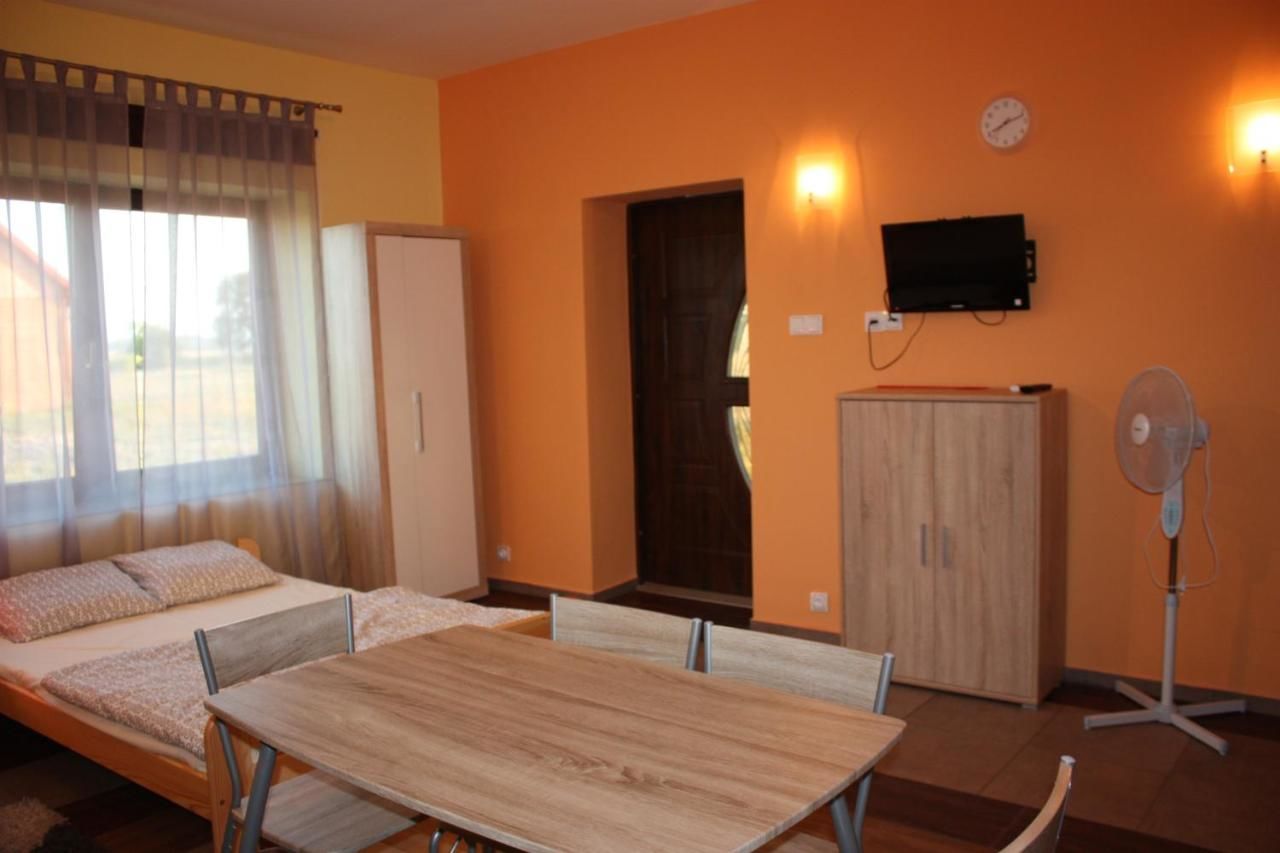 Апартаменты Apartamenty Oaza-Spokoju Łokciowe-4